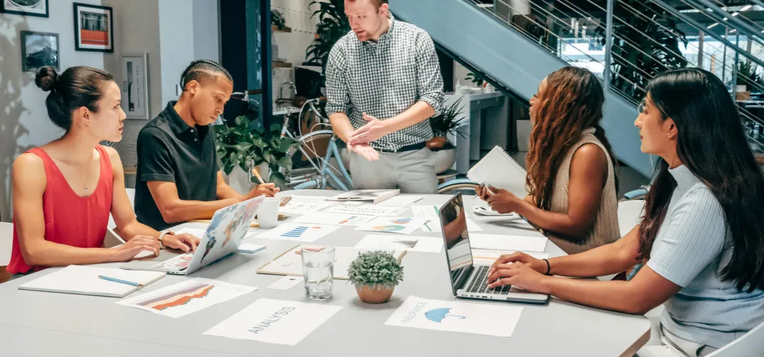 Marketing vs Marketing Digital : Différences, Avantages et Synergies